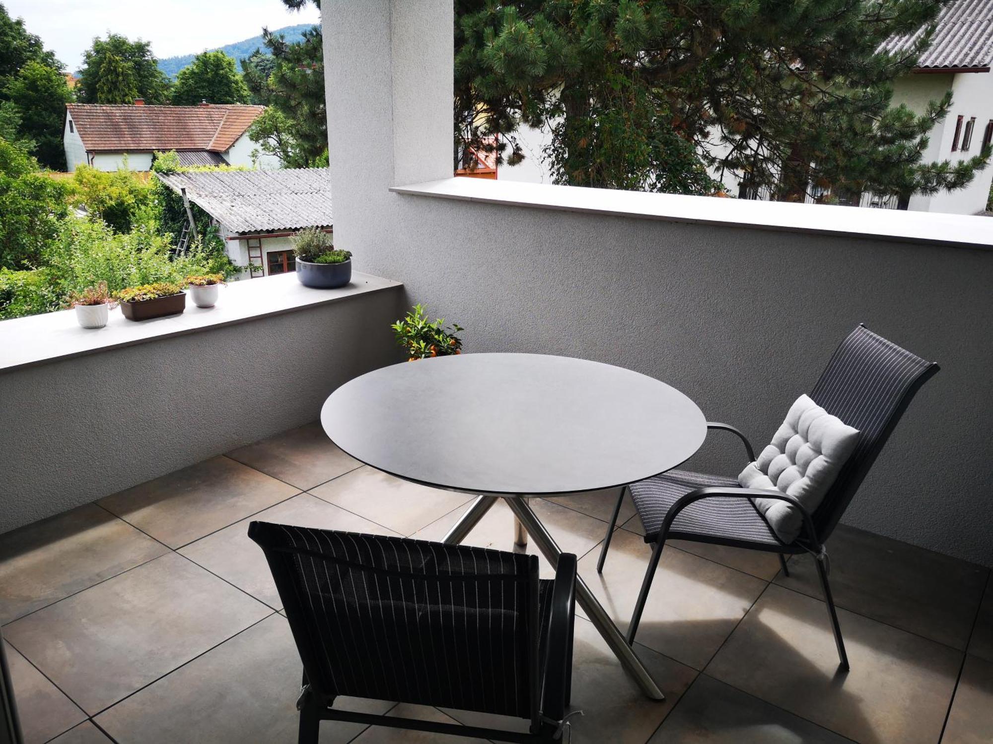 Spacy Apartment Next To The Center Of Graz With Terrasse Εξωτερικό φωτογραφία